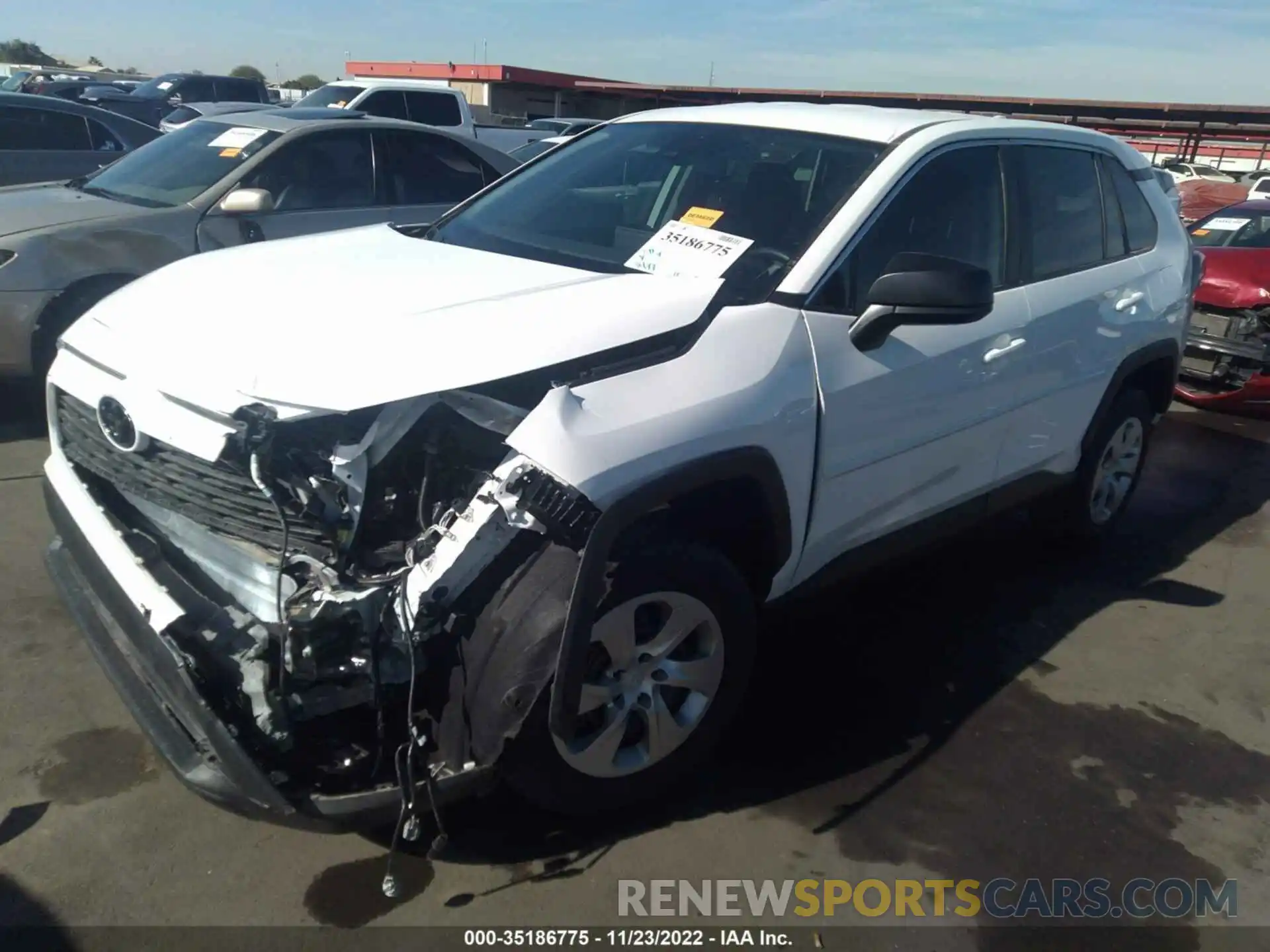 2 Photograph of a damaged car 2T3H1RFV6NC187532 TOYOTA RAV4 2022