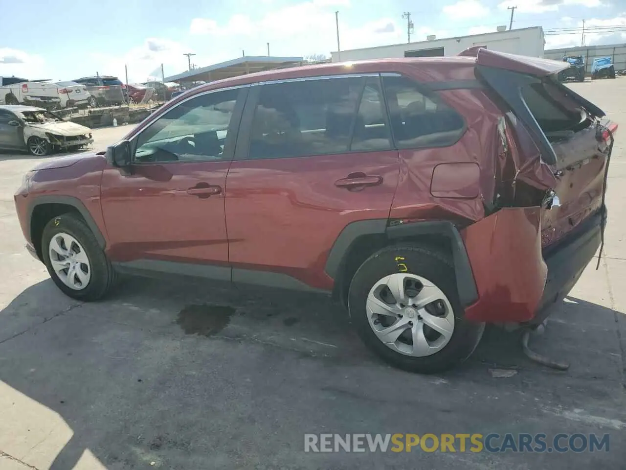 2 Photograph of a damaged car 2T3H1RFV6NW192860 TOYOTA RAV4 2022
