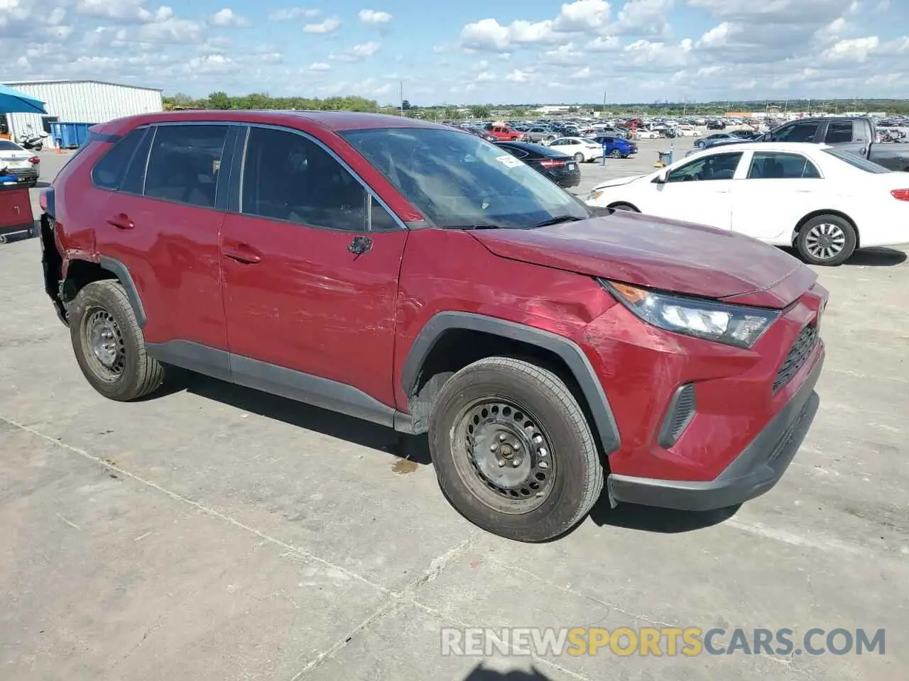 4 Photograph of a damaged car 2T3H1RFV6NW192860 TOYOTA RAV4 2022