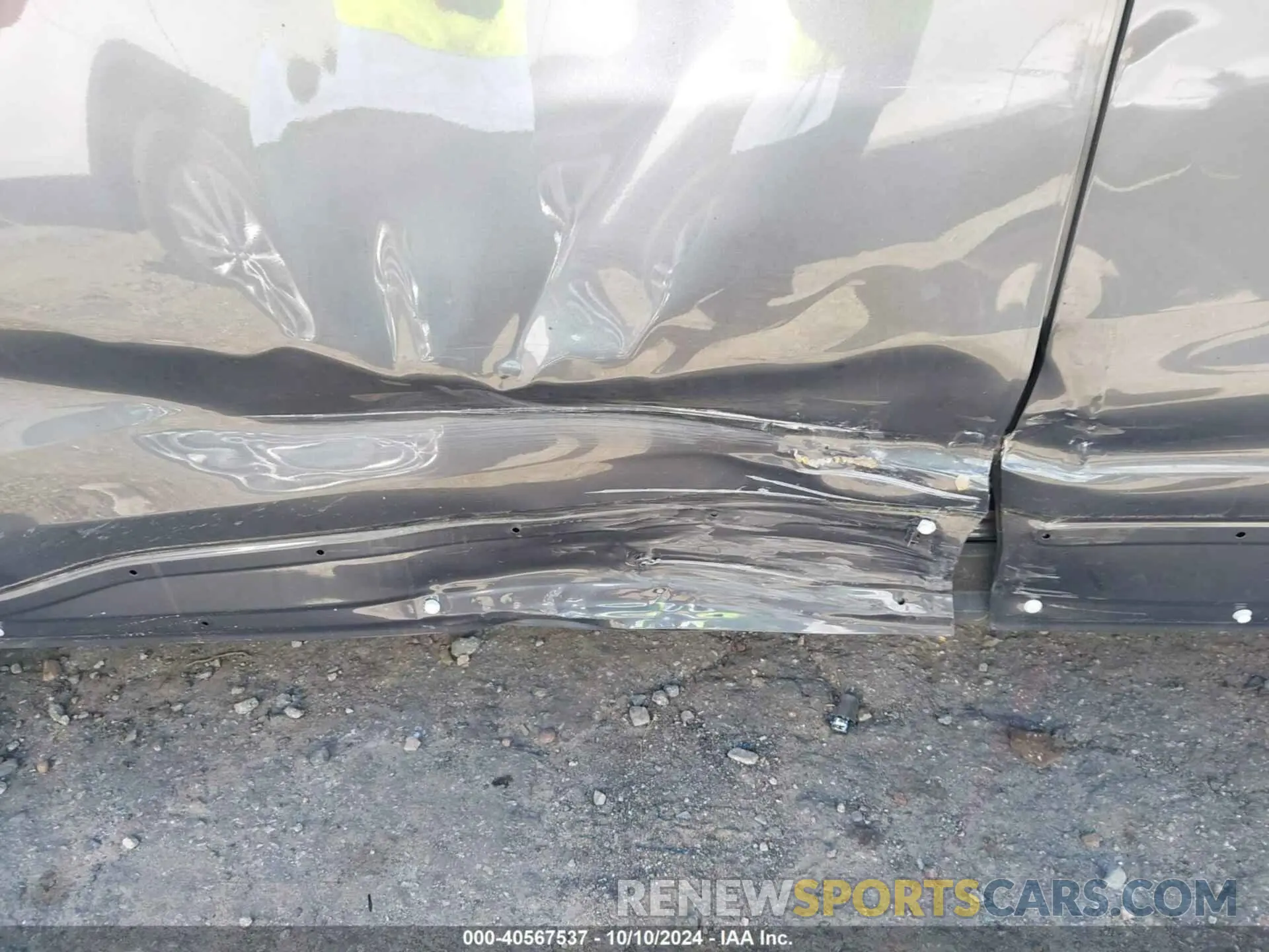 6 Photograph of a damaged car 2T3H1RFV6NW224075 TOYOTA RAV4 2022