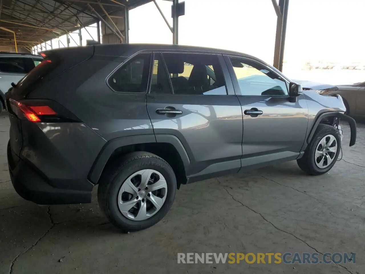 3 Photograph of a damaged car 2T3H1RFV7NC203771 TOYOTA RAV4 2022