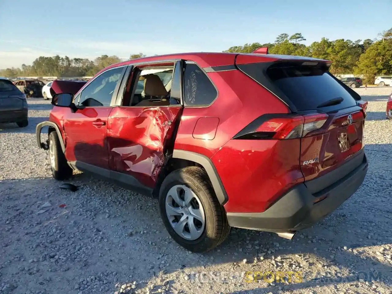 2 Photograph of a damaged car 2T3H1RFV7NW192771 TOYOTA RAV4 2022