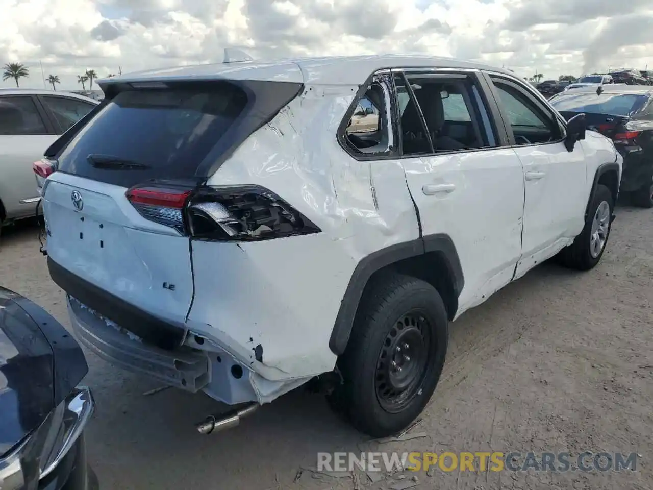 3 Photograph of a damaged car 2T3H1RFV7NW201680 TOYOTA RAV4 2022