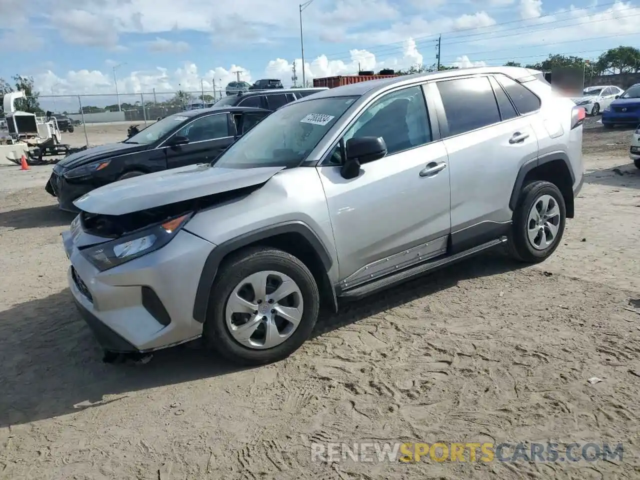 1 Photograph of a damaged car 2T3H1RFV7NW213599 TOYOTA RAV4 2022