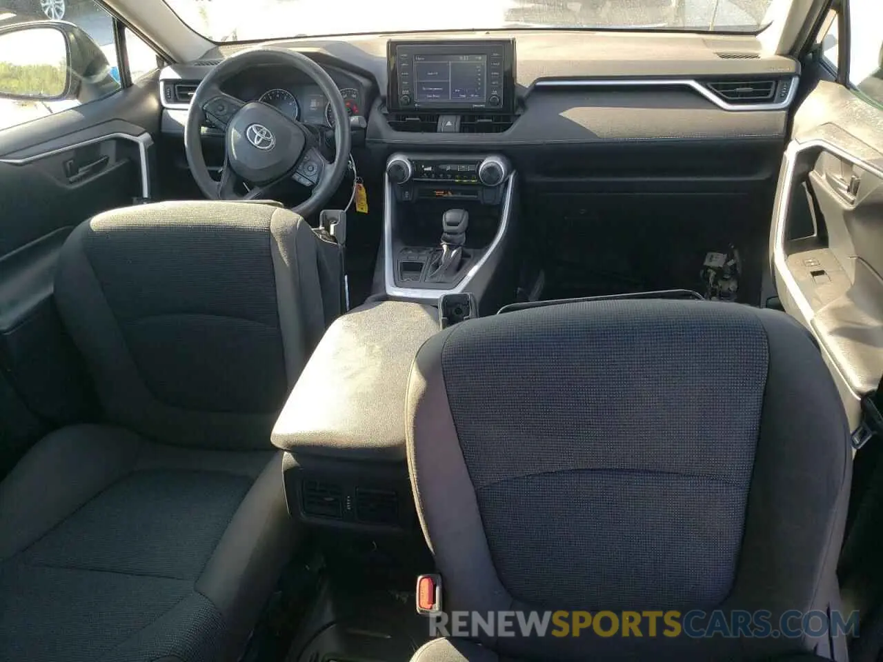 8 Photograph of a damaged car 2T3H1RFV8NC184860 TOYOTA RAV4 2022