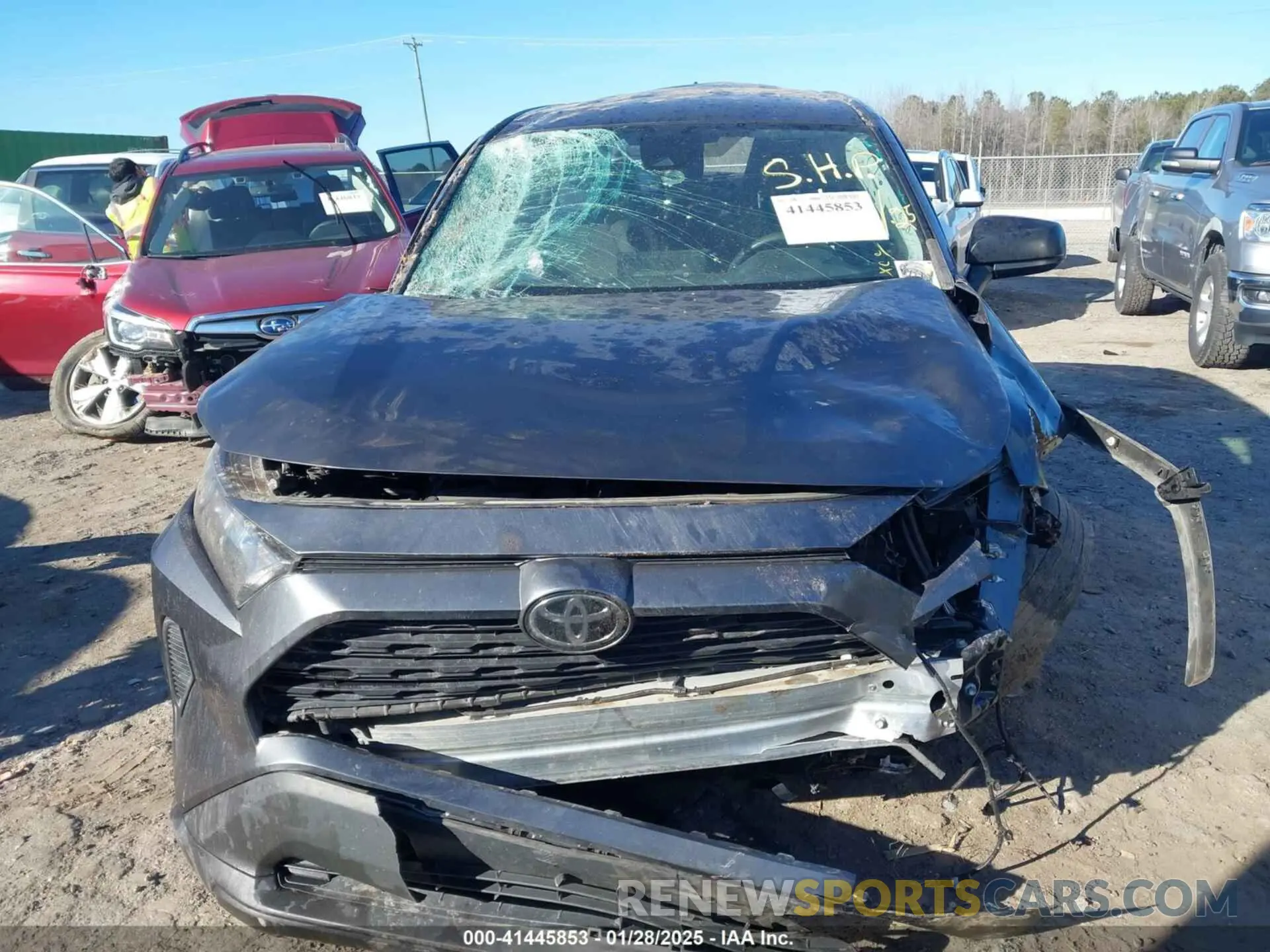 11 Photograph of a damaged car 2T3H1RFV8NC186110 TOYOTA RAV4 2022