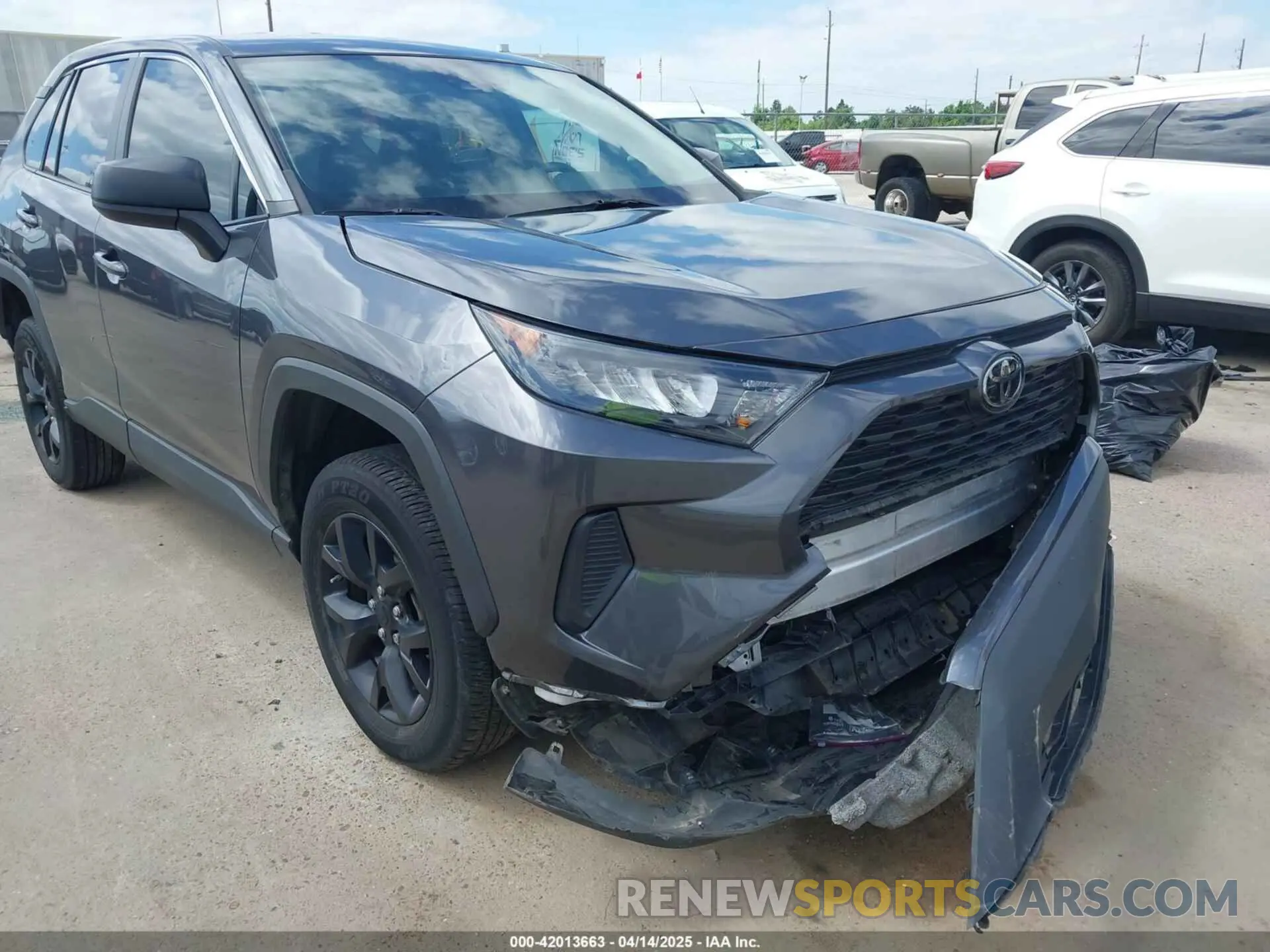 6 Photograph of a damaged car 2T3H1RFV9NC189145 TOYOTA RAV4 2022