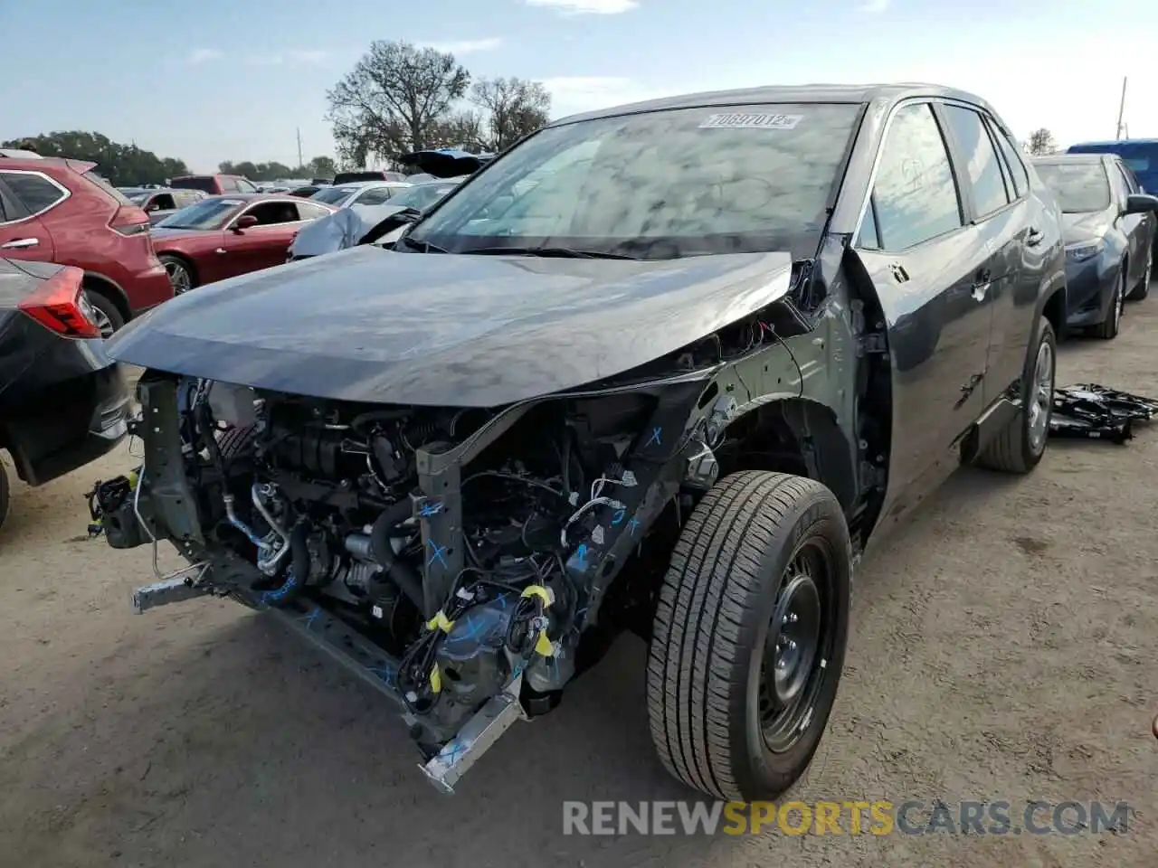 1 Photograph of a damaged car 2T3H1RFV9NC203044 TOYOTA RAV4 2022