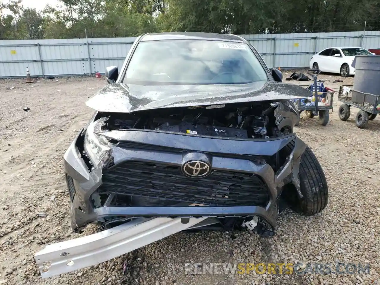 5 Photograph of a damaged car 2T3H1RFV9NW203561 TOYOTA RAV4 2022