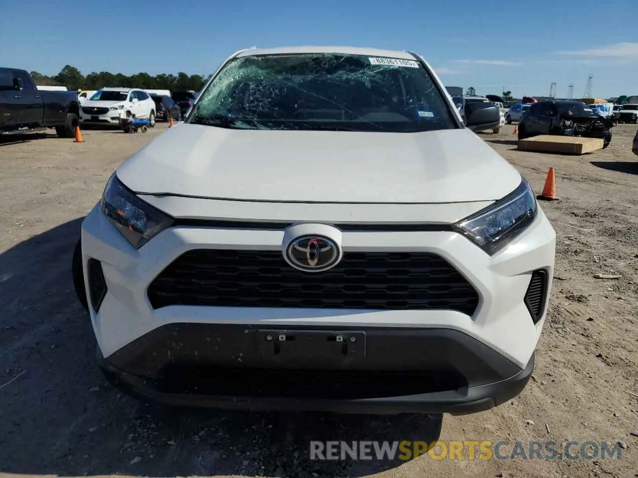 5 Photograph of a damaged car 2T3H1RFV9NW216620 TOYOTA RAV4 2022