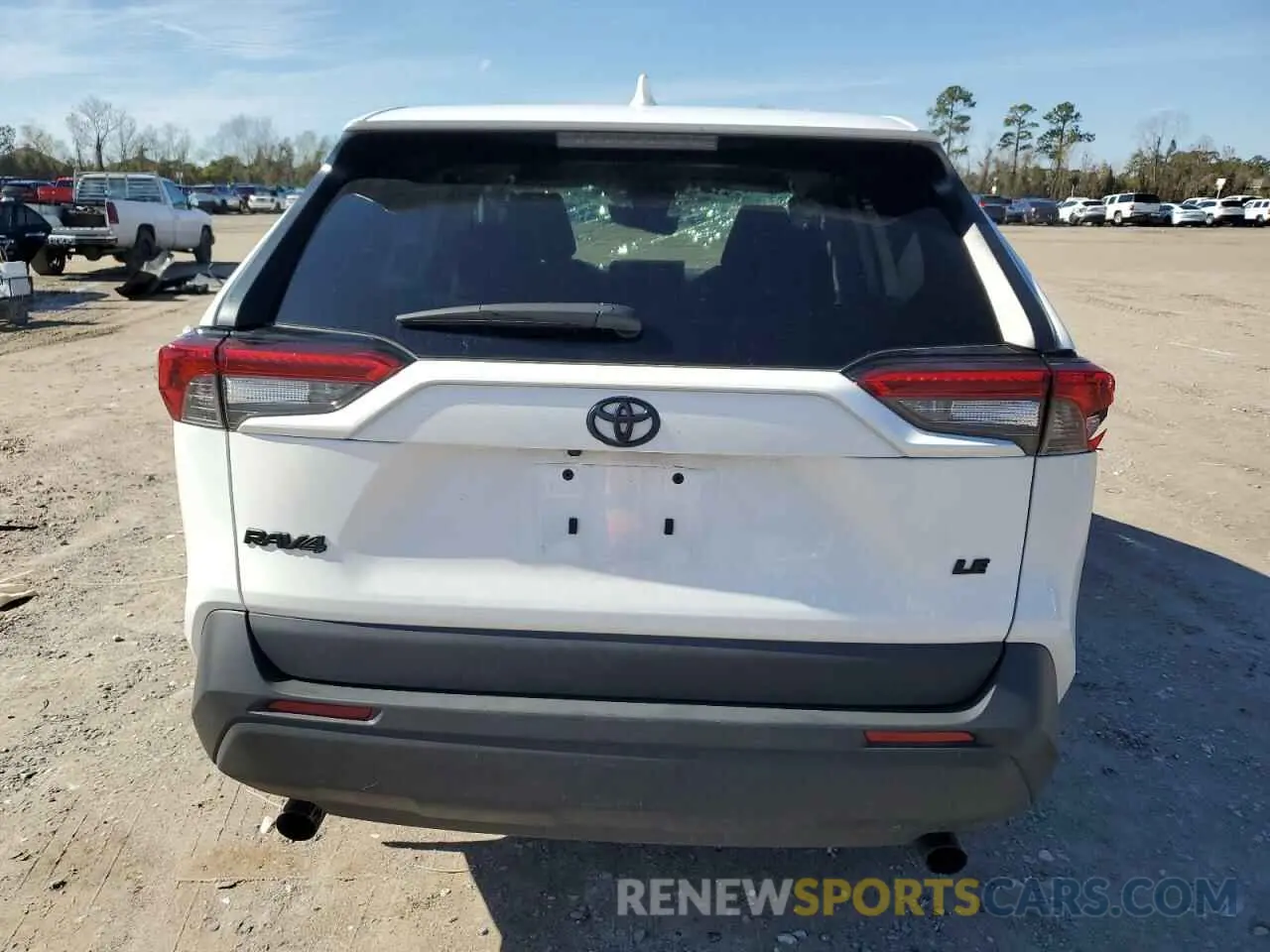 6 Photograph of a damaged car 2T3H1RFV9NW216620 TOYOTA RAV4 2022