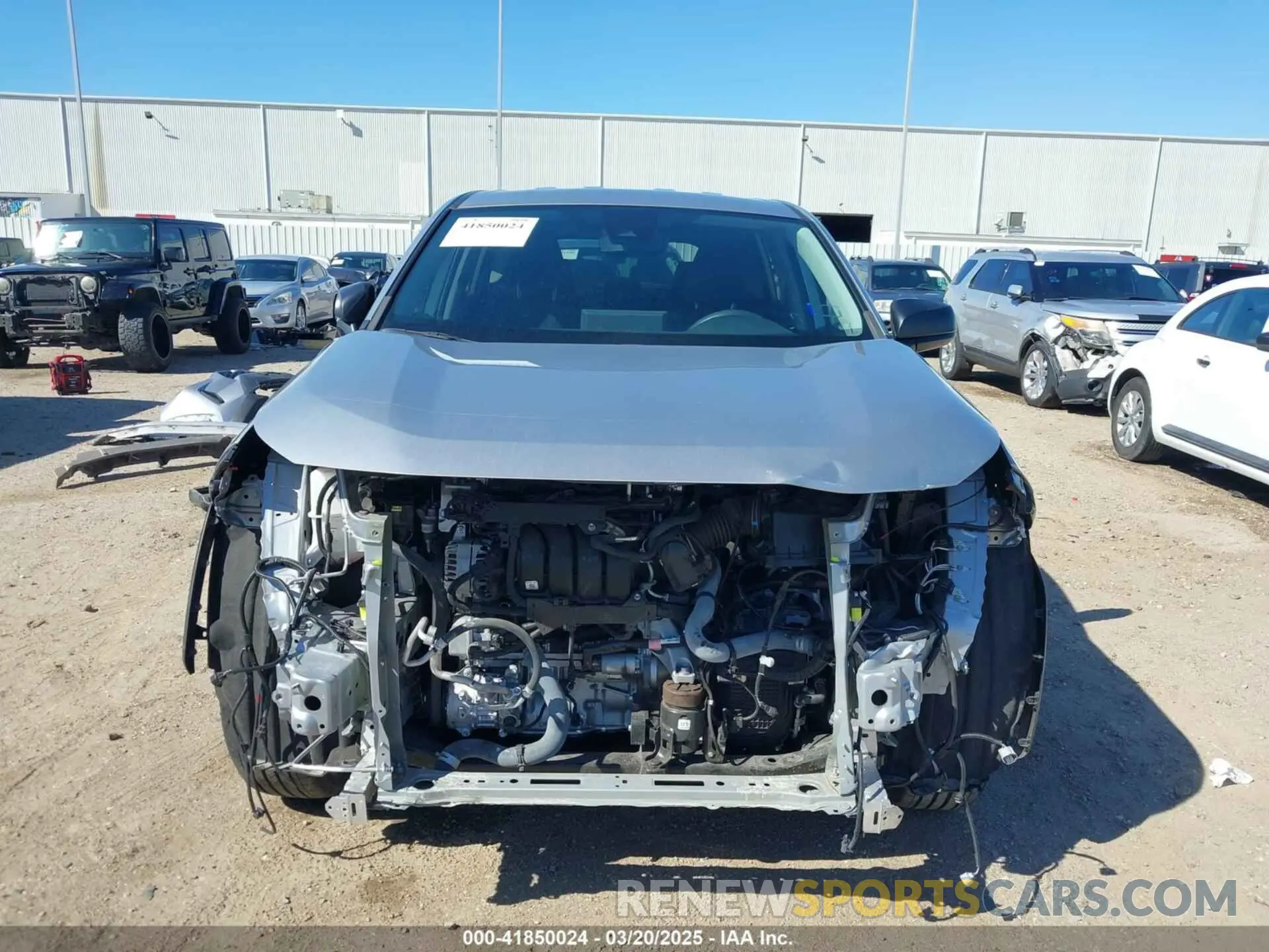 13 Photograph of a damaged car 2T3H1RFVXNC190806 TOYOTA RAV4 2022
