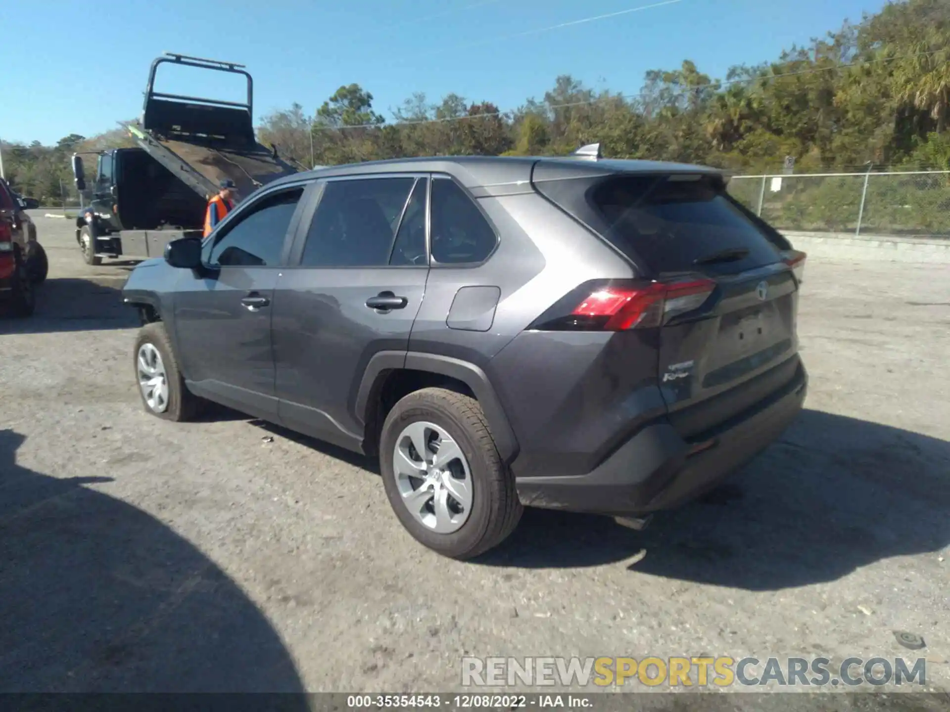 3 Photograph of a damaged car 2T3H1RFVXNW208476 TOYOTA RAV4 2022