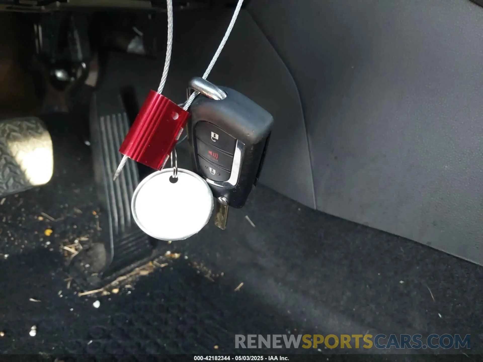 11 Photograph of a damaged car 2T3H1RFVXNW217209 TOYOTA RAV4 2022