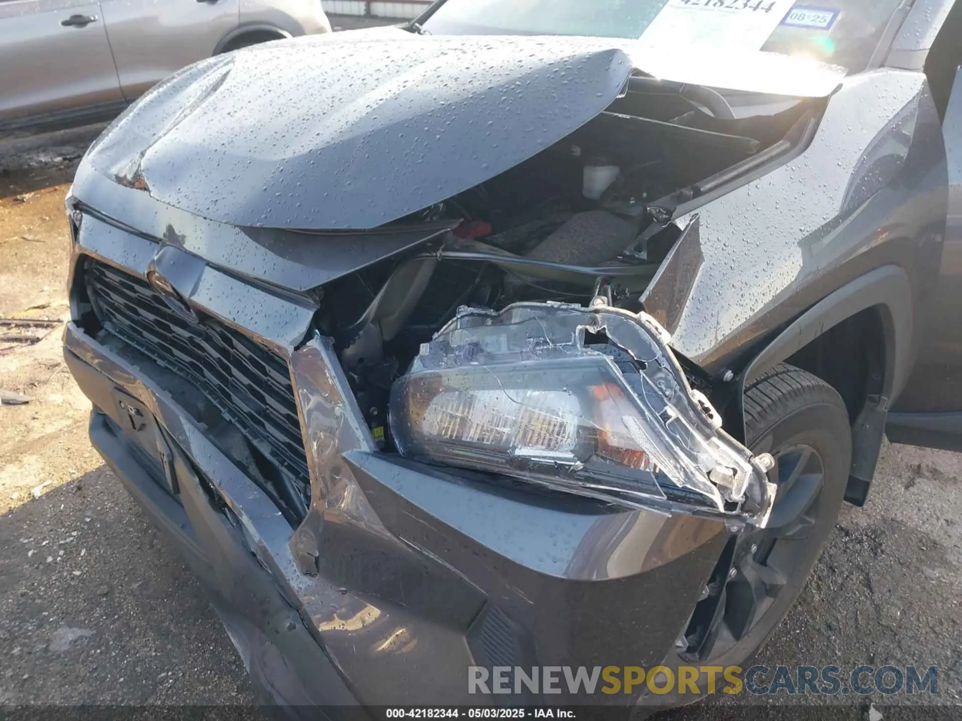 6 Photograph of a damaged car 2T3H1RFVXNW217209 TOYOTA RAV4 2022