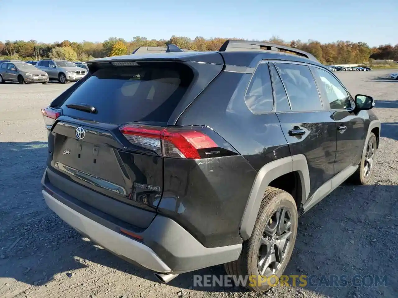 4 Photograph of a damaged car 2T3J1RFV0NW265982 TOYOTA RAV4 2022