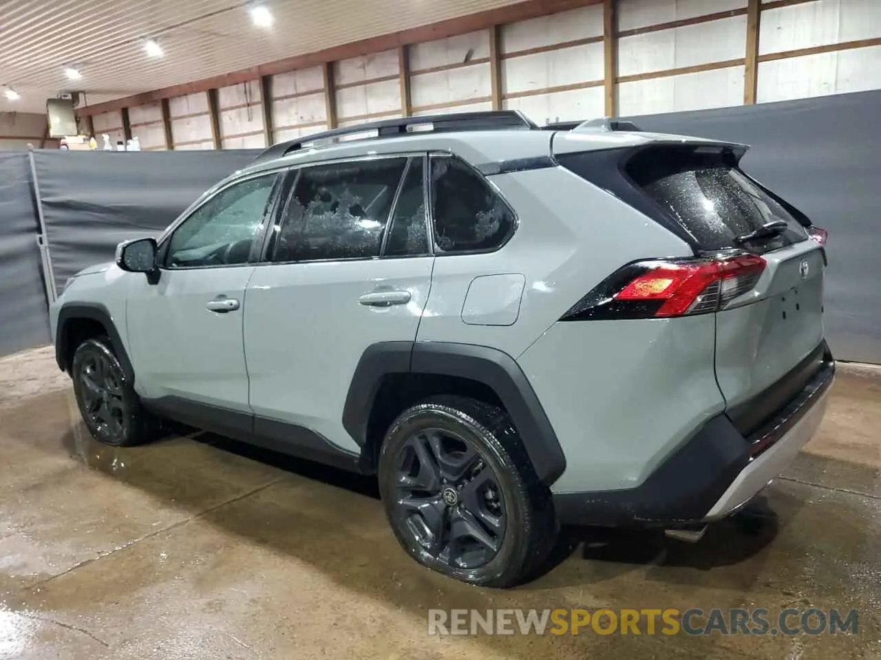 2 Photograph of a damaged car 2T3J1RFV1NW293130 TOYOTA RAV4 2022