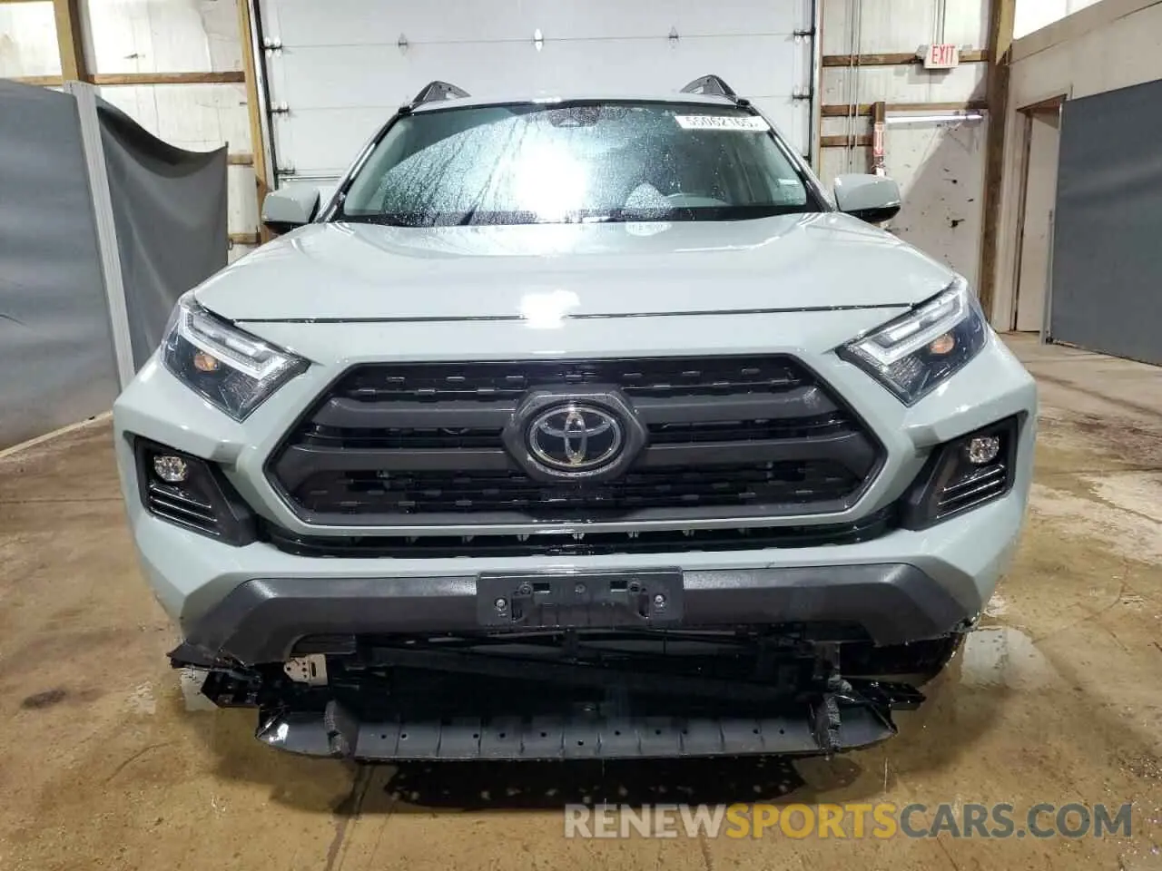 5 Photograph of a damaged car 2T3J1RFV1NW293130 TOYOTA RAV4 2022