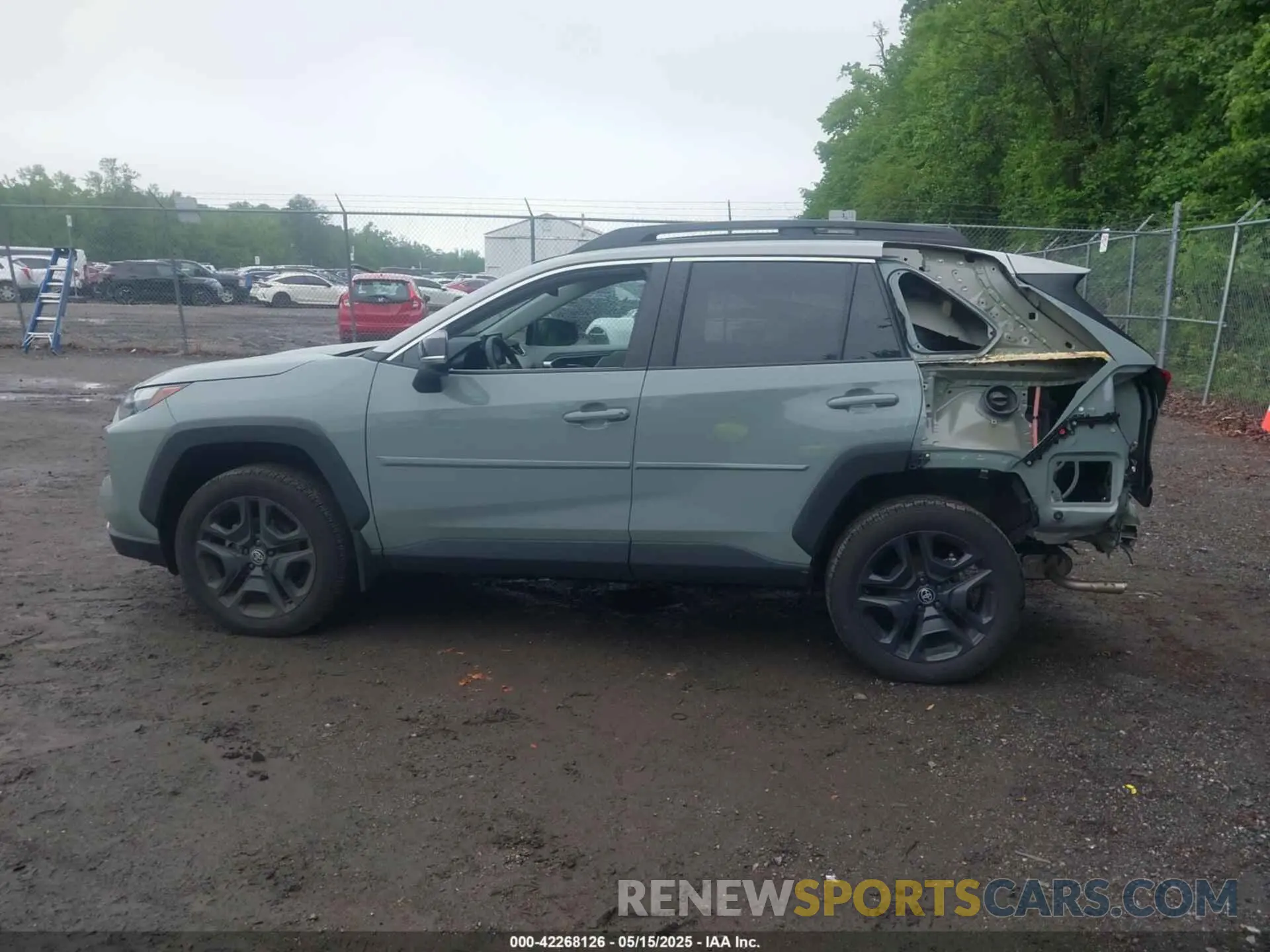 14 Photograph of a damaged car 2T3J1RFV1NW309312 TOYOTA RAV4 2022