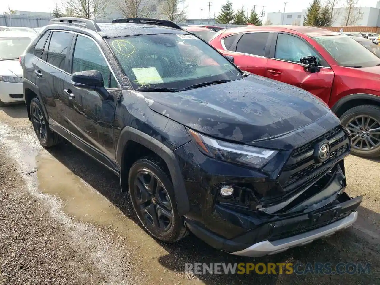 1 Photograph of a damaged car 2T3J1RFV2NW258080 TOYOTA RAV4 2022