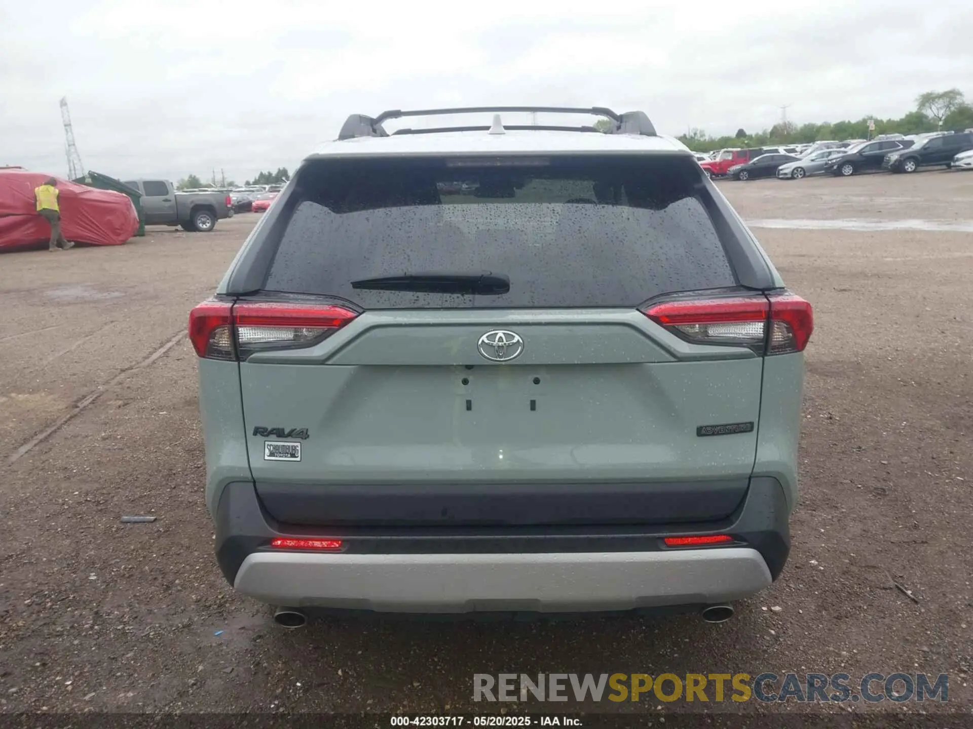 16 Photograph of a damaged car 2T3J1RFV5NW301312 TOYOTA RAV4 2022