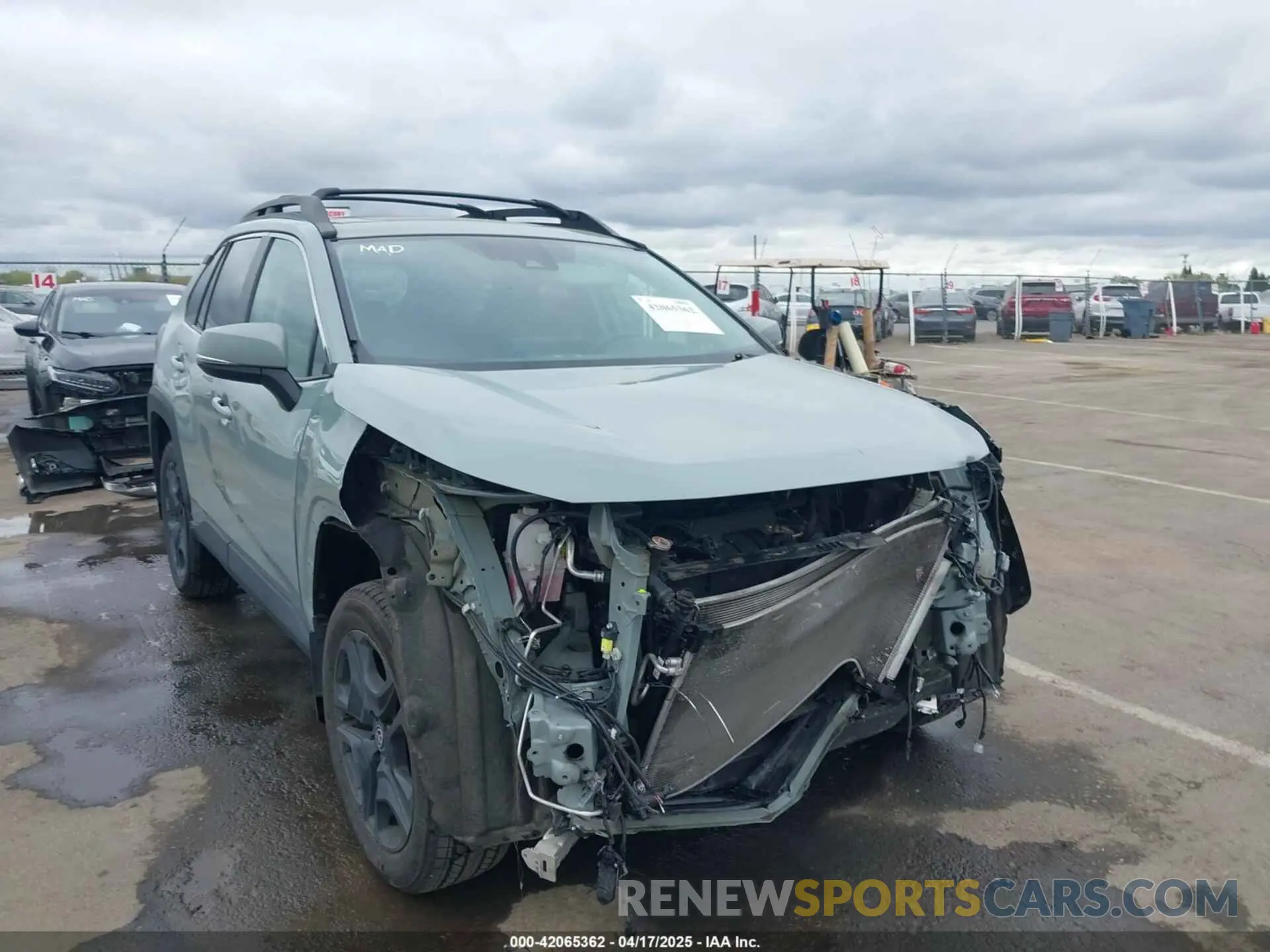 6 Photograph of a damaged car 2T3J1RFV8NW308450 TOYOTA RAV4 2022