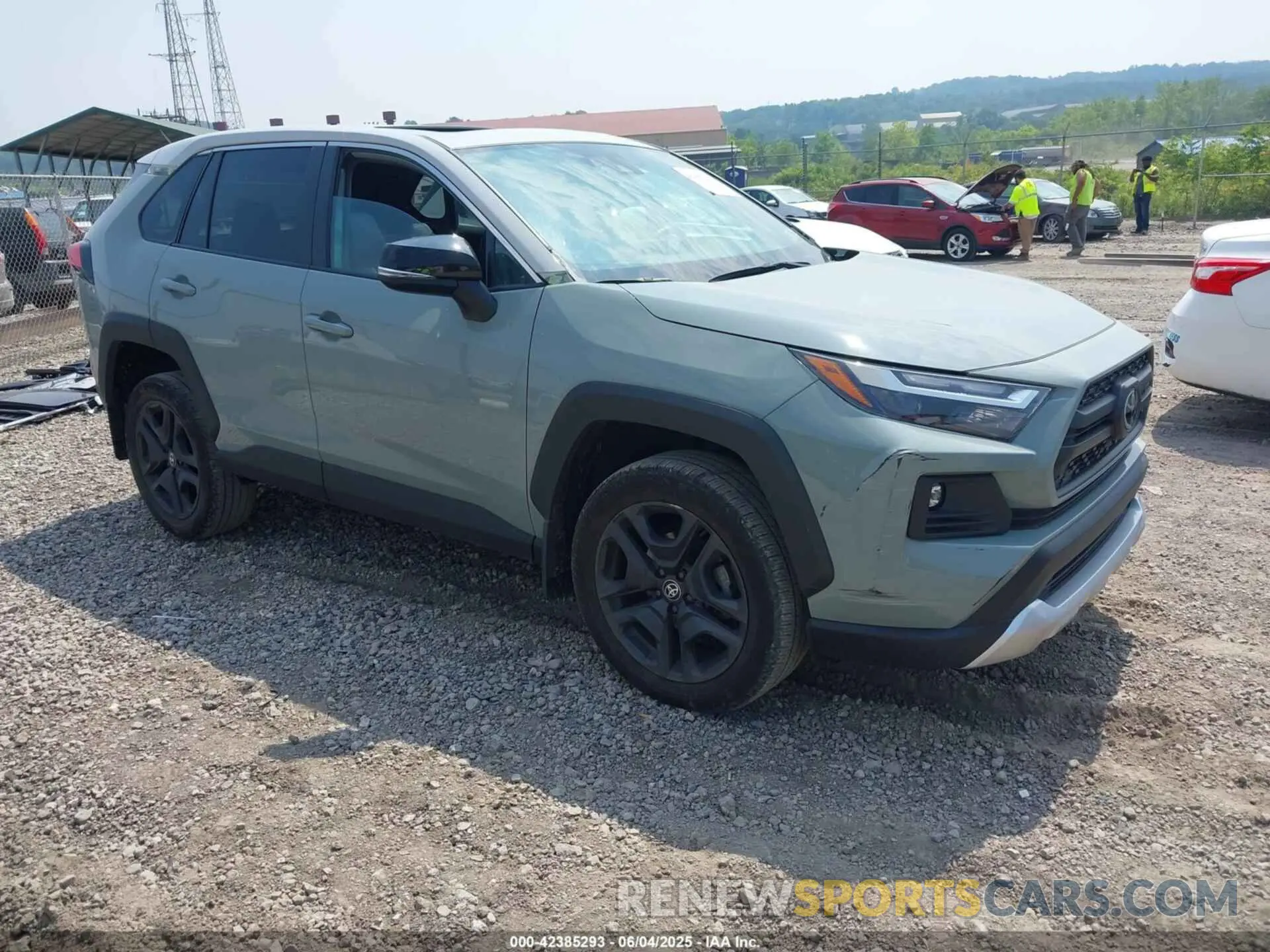 1 Photograph of a damaged car 2T3J1RFV8NW314815 TOYOTA RAV4 2022