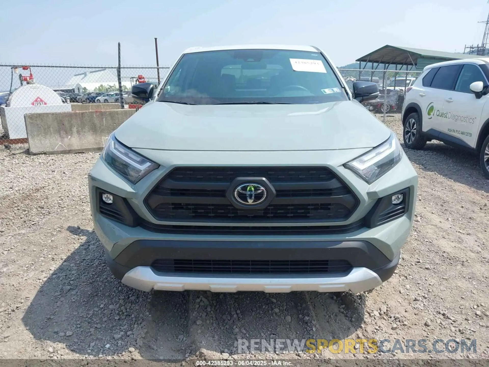 13 Photograph of a damaged car 2T3J1RFV8NW314815 TOYOTA RAV4 2022