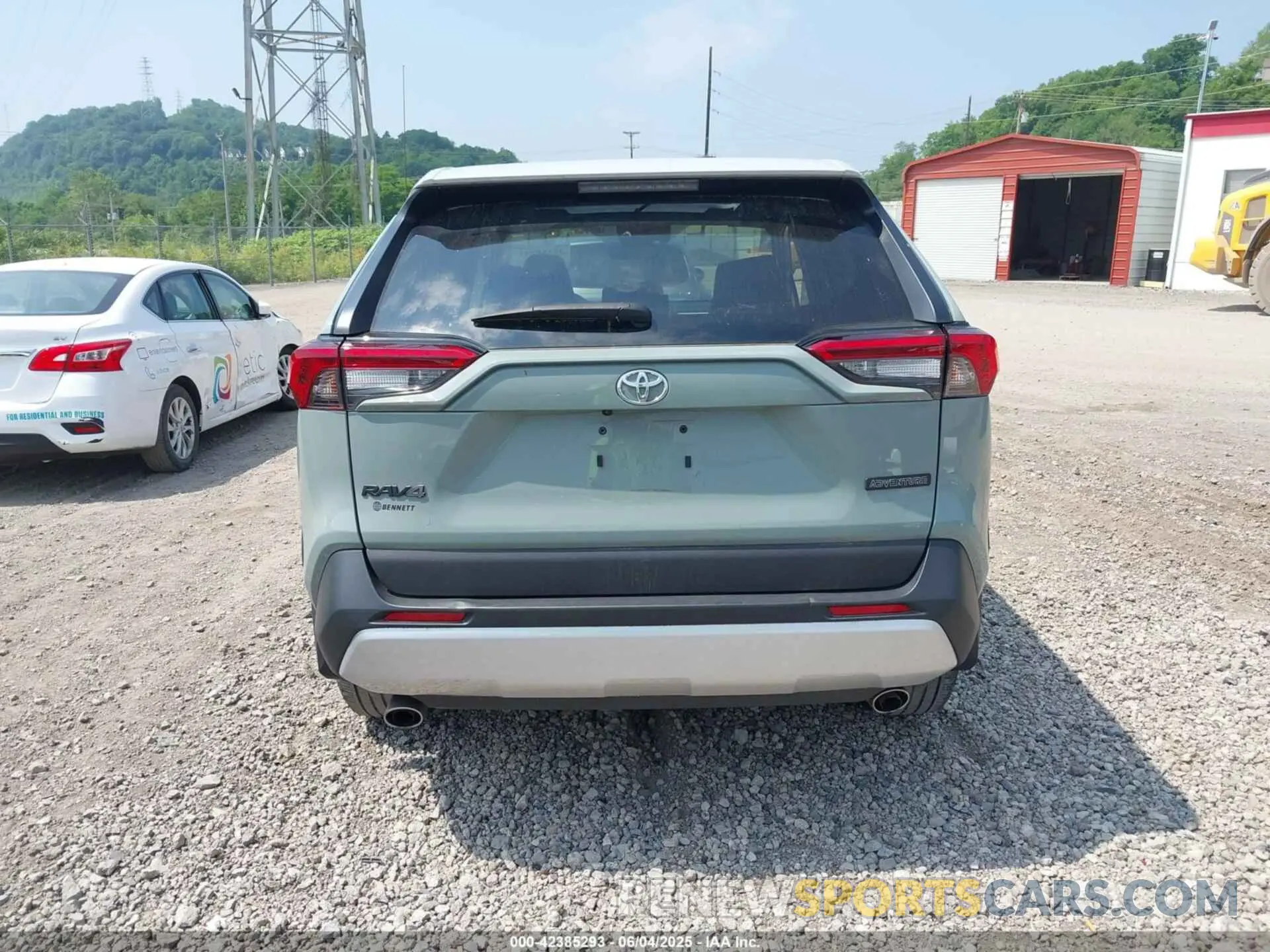 17 Photograph of a damaged car 2T3J1RFV8NW314815 TOYOTA RAV4 2022