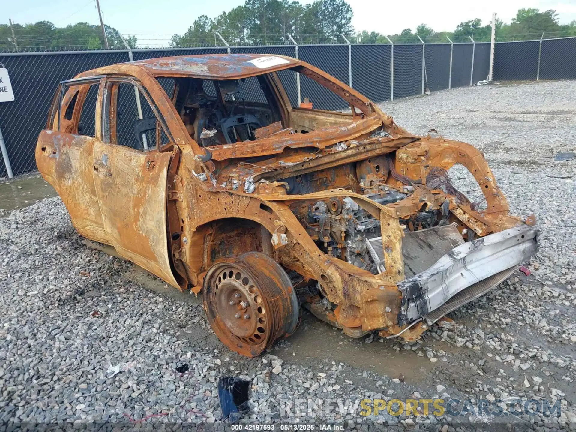 1 Photograph of a damaged car 2T3K1RFV0NC202192 TOYOTA RAV4 2022