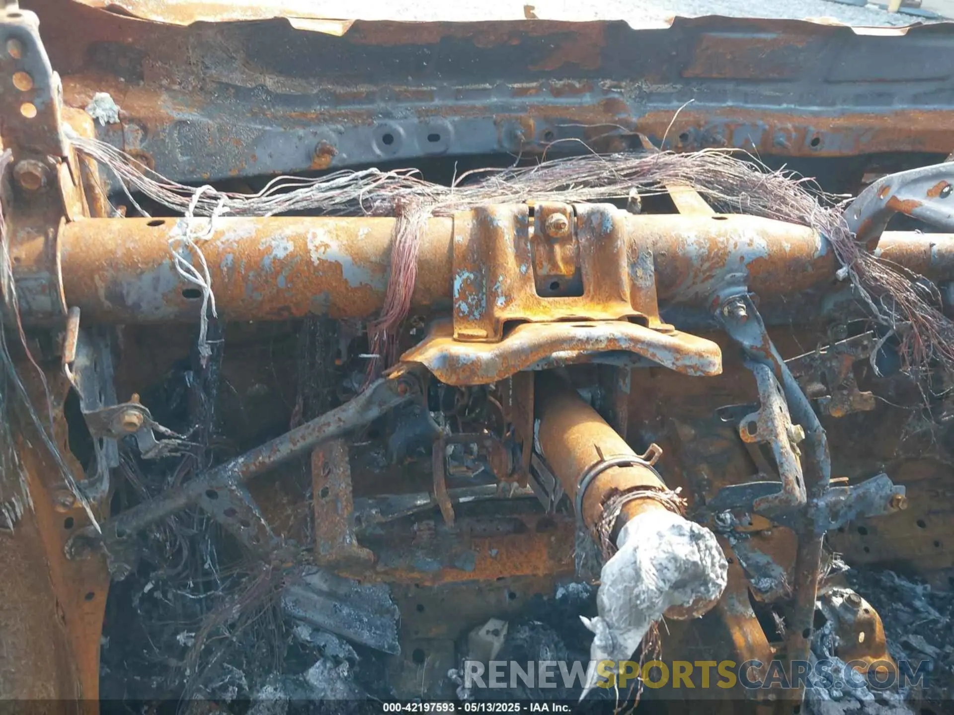 14 Photograph of a damaged car 2T3K1RFV0NC202192 TOYOTA RAV4 2022