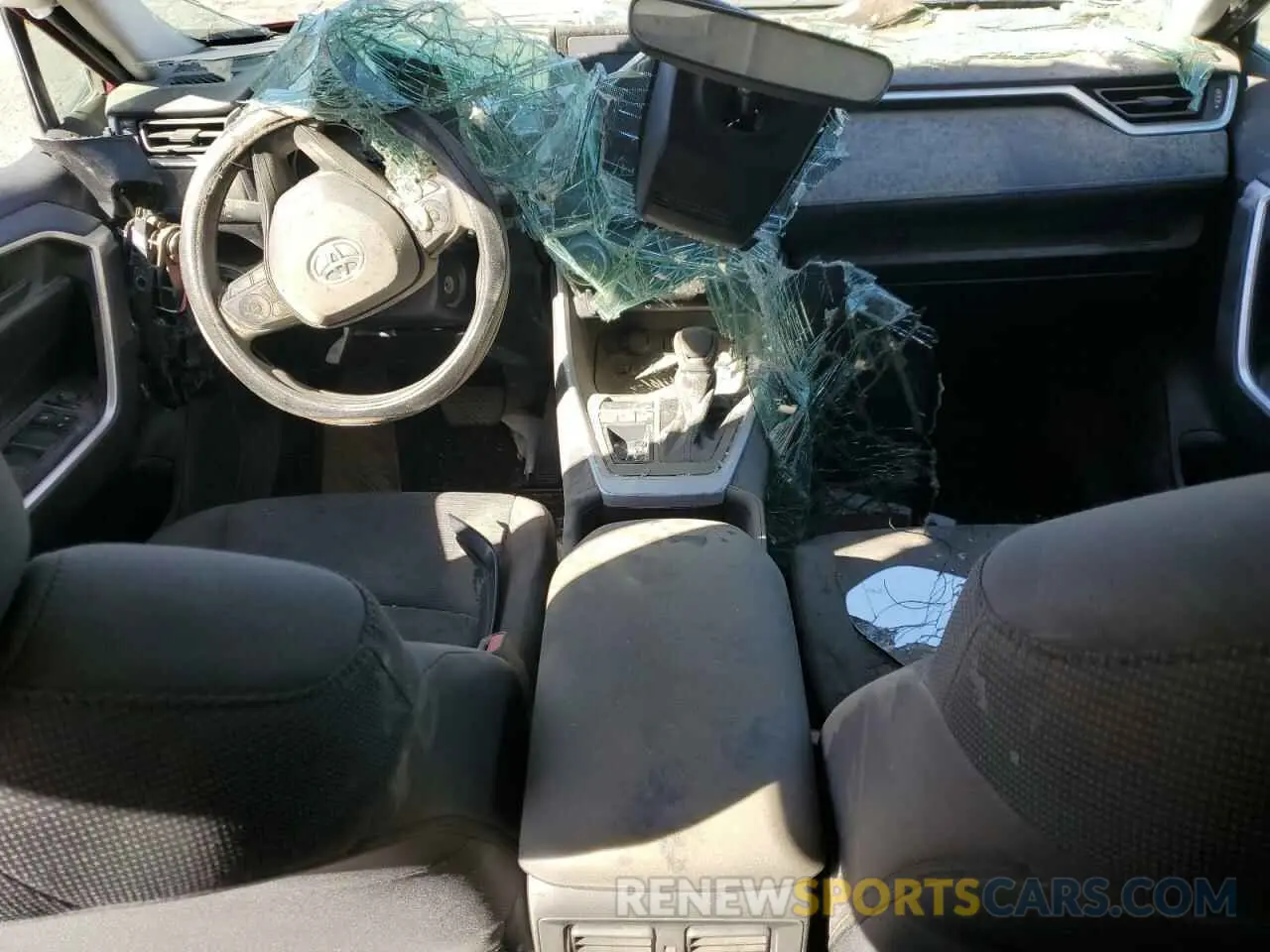 8 Photograph of a damaged car 2T3K1RFV0NW215572 TOYOTA RAV4 2022