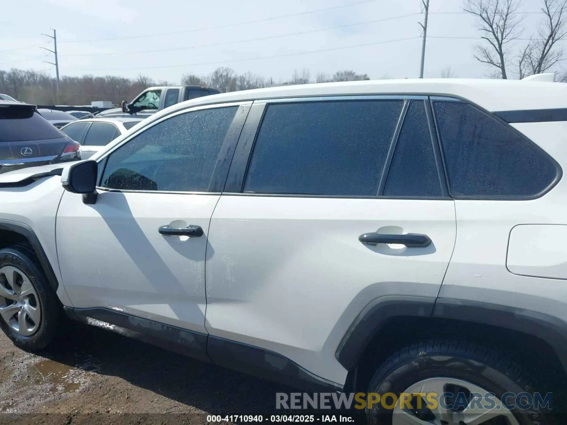 15 Photograph of a damaged car 2T3K1RFV1NC173348 TOYOTA RAV4 2022