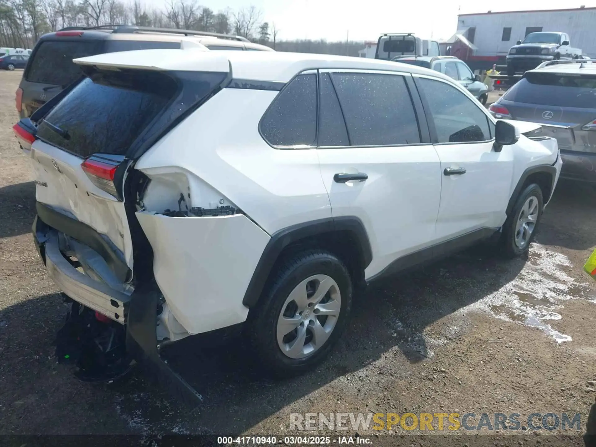 4 Photograph of a damaged car 2T3K1RFV1NC173348 TOYOTA RAV4 2022