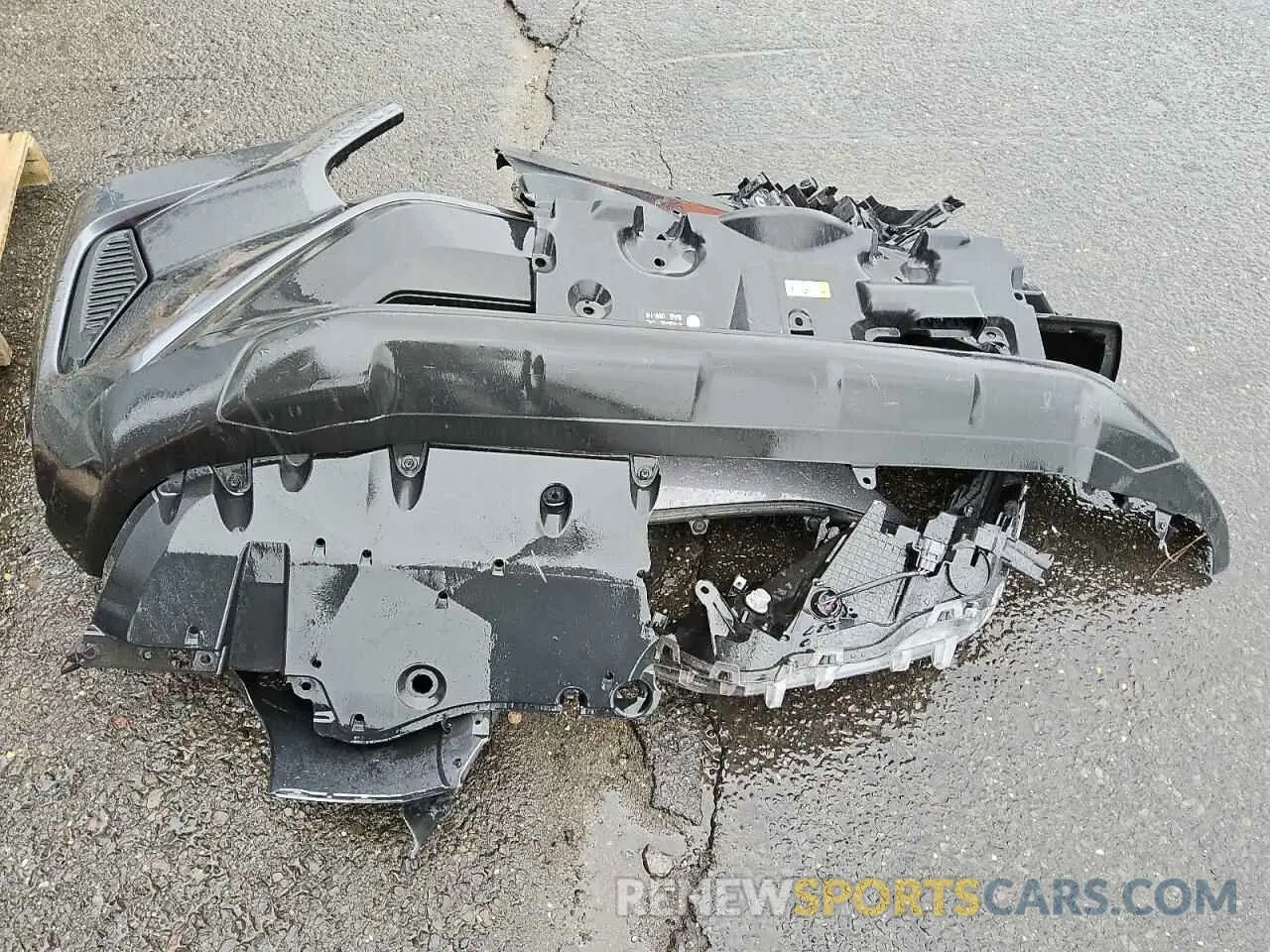 13 Photograph of a damaged car 2T3K1RFV1NC195740 TOYOTA RAV4 2022