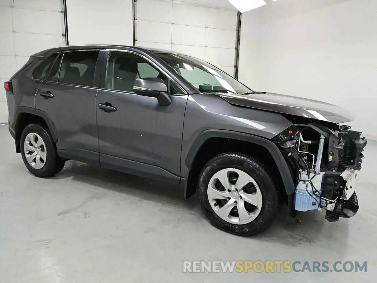 4 Photograph of a damaged car 2T3K1RFV1NC195740 TOYOTA RAV4 2022