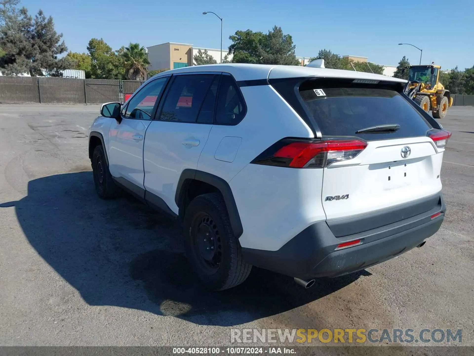 3 Photograph of a damaged car 2T3K1RFV1NC201732 TOYOTA RAV4 2022