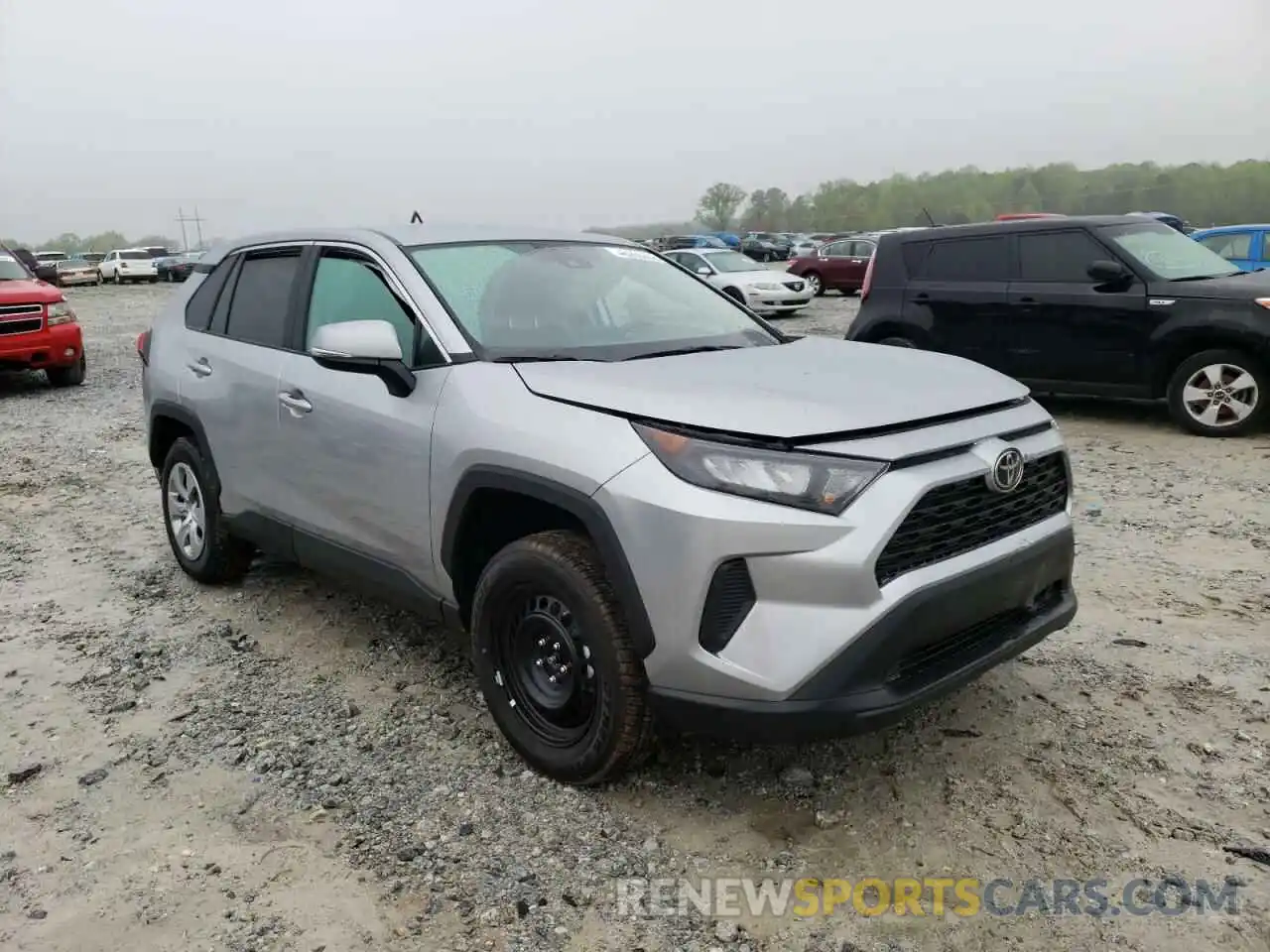 1 Photograph of a damaged car 2T3K1RFV2NC183242 TOYOTA RAV4 2022