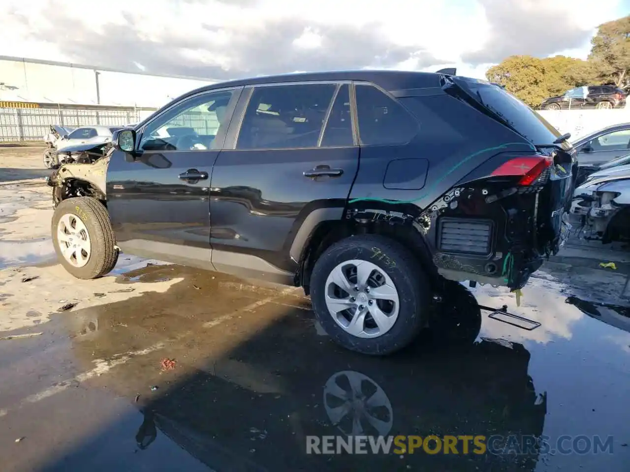 2 Photograph of a damaged car 2T3K1RFV2NW212138 TOYOTA RAV4 2022