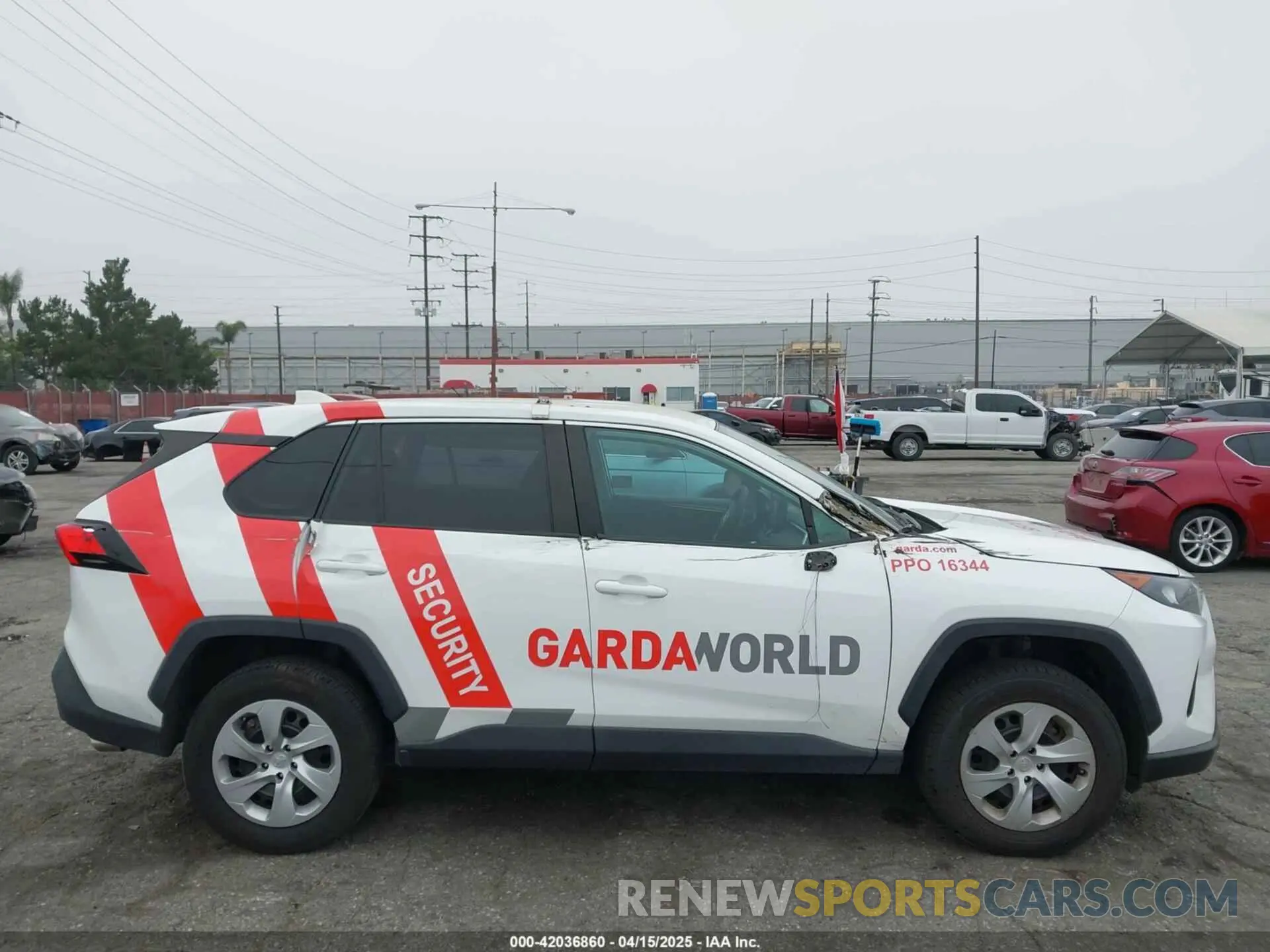13 Photograph of a damaged car 2T3K1RFV3NW201634 TOYOTA RAV4 2022
