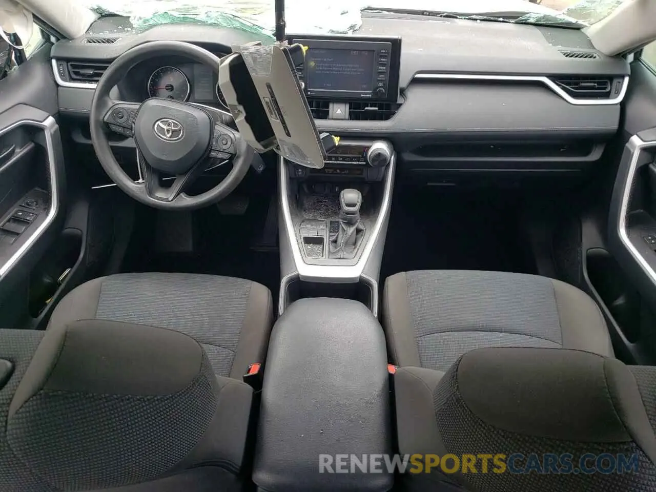 8 Photograph of a damaged car 2T3K1RFVXNC176474 TOYOTA RAV4 2022