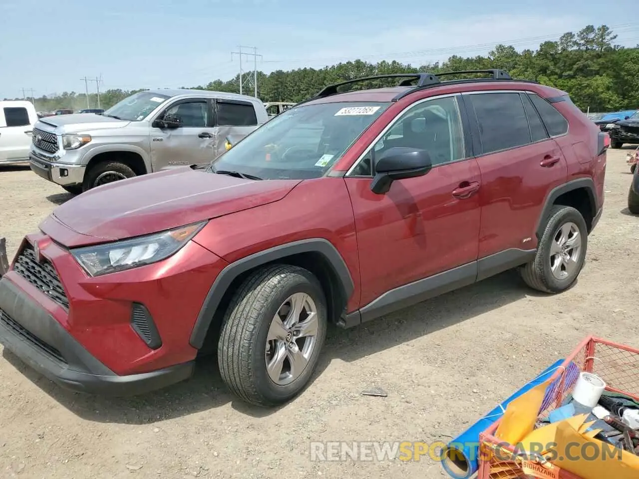 1 Photograph of a damaged car 2T3LWRFV1NW142962 TOYOTA RAV4 2022