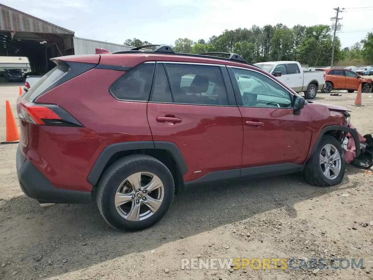 3 Photograph of a damaged car 2T3LWRFV1NW142962 TOYOTA RAV4 2022