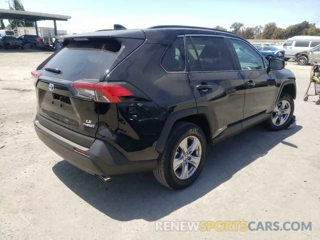 4 Photograph of a damaged car 2T3MWRFV4NW137209 TOYOTA RAV4 2022