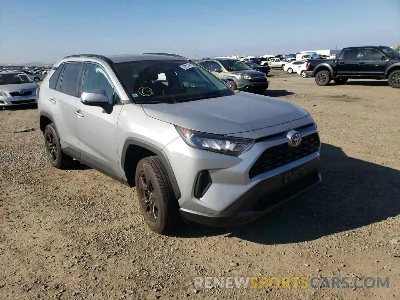 1 Photograph of a damaged car 2T3MWRFV7NW143473 TOYOTA RAV4 2022