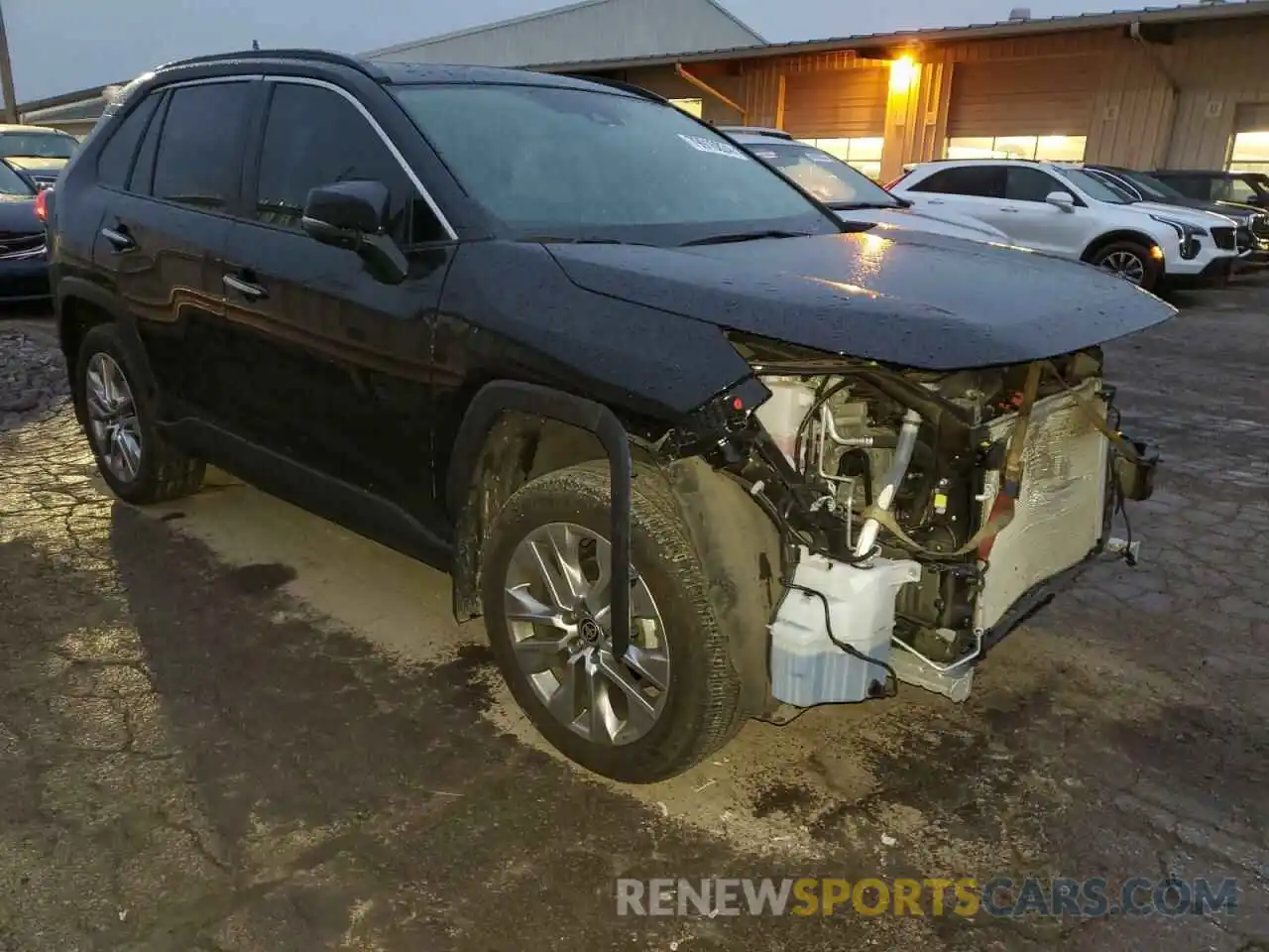 4 Photograph of a damaged car 2T3N1RFV1NC287055 TOYOTA RAV4 2022