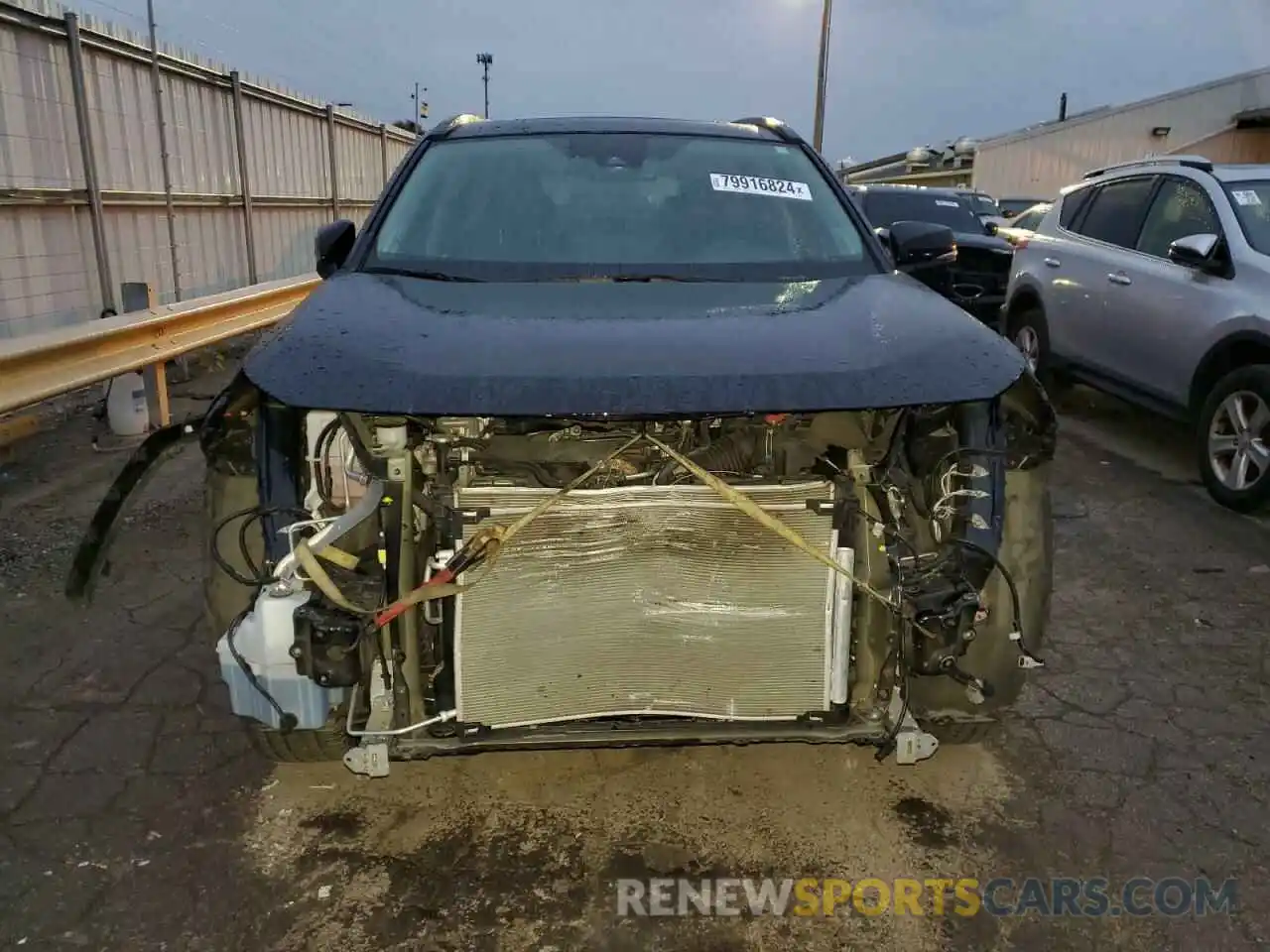 5 Photograph of a damaged car 2T3N1RFV1NC287055 TOYOTA RAV4 2022