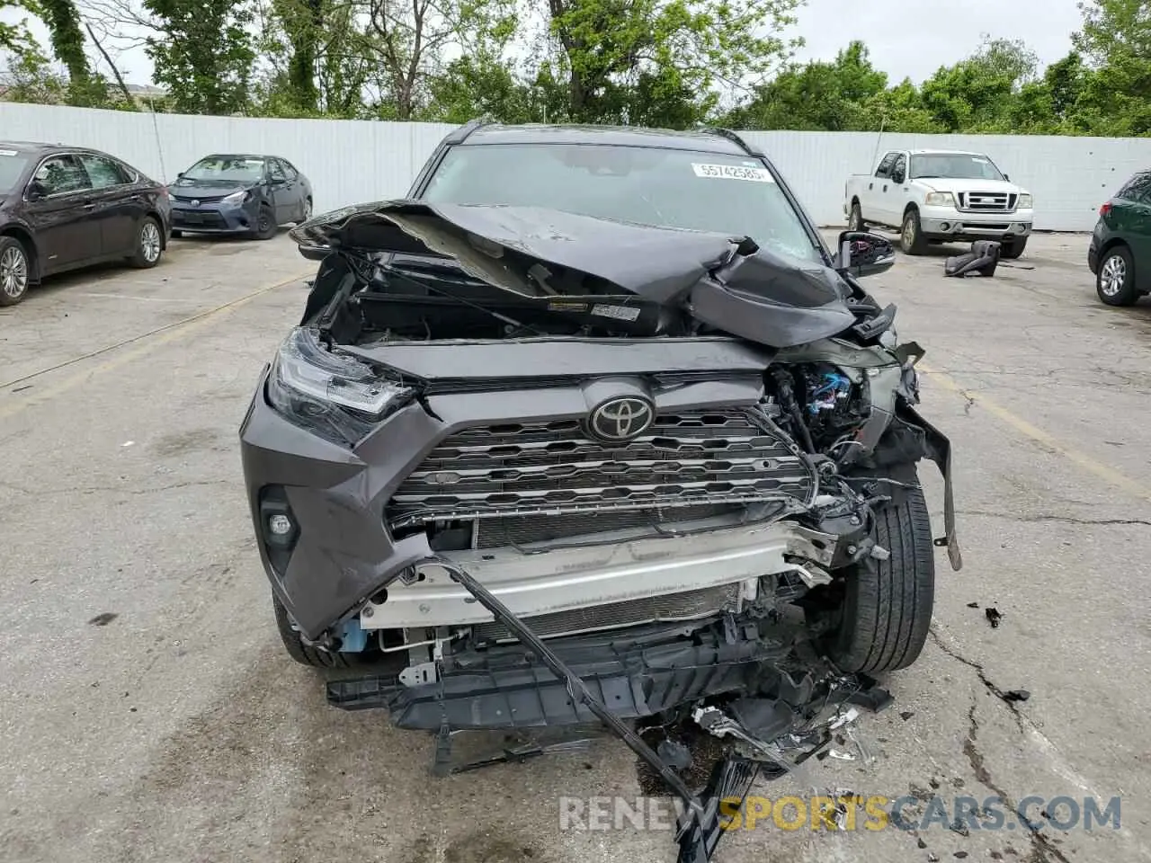 5 Photograph of a damaged car 2T3N1RFV2NC258115 TOYOTA RAV4 2022