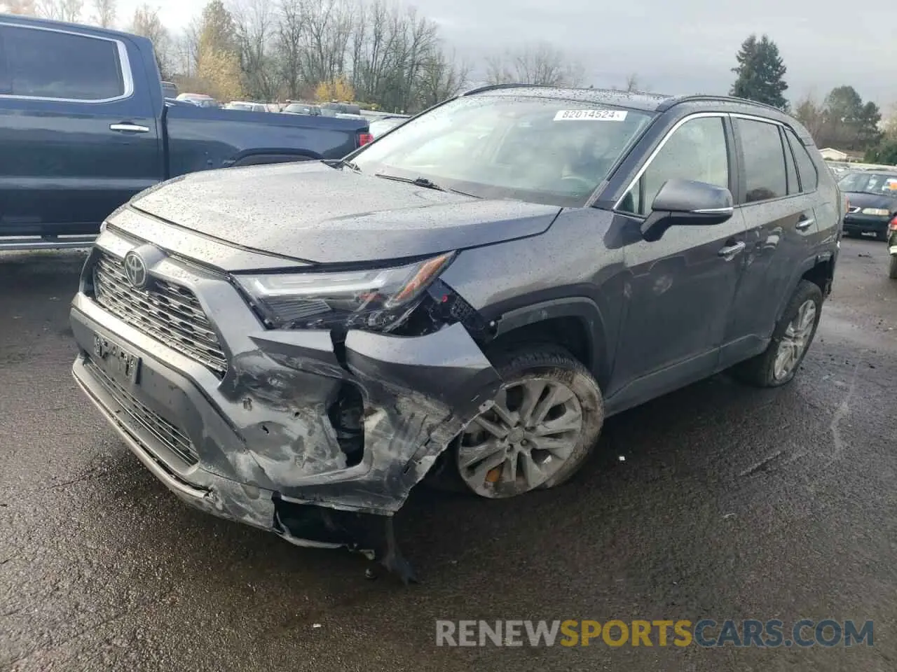 1 Photograph of a damaged car 2T3N1RFV8NW328618 TOYOTA RAV4 2022