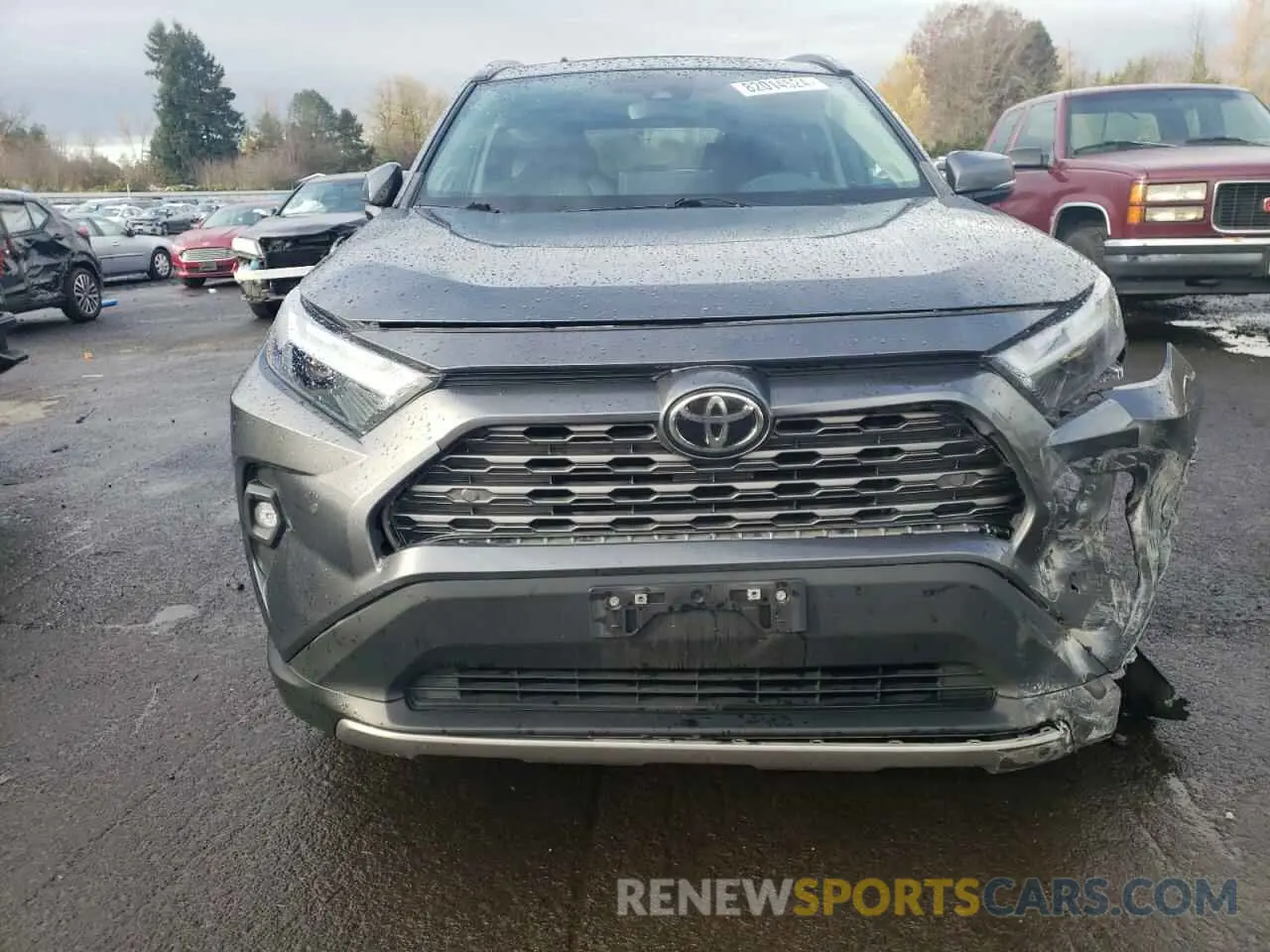 5 Photograph of a damaged car 2T3N1RFV8NW328618 TOYOTA RAV4 2022